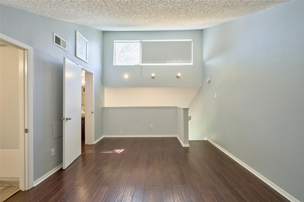 12900 Walden Road - Photo 19