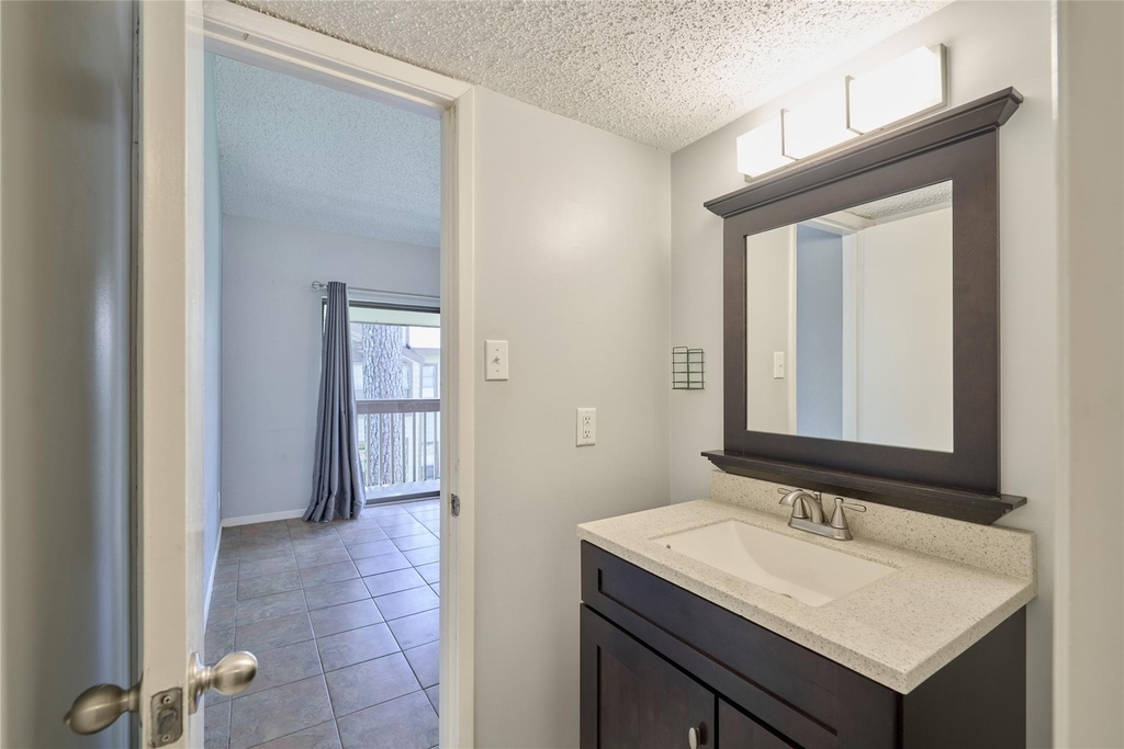 12900 Walden Road - Photo 16