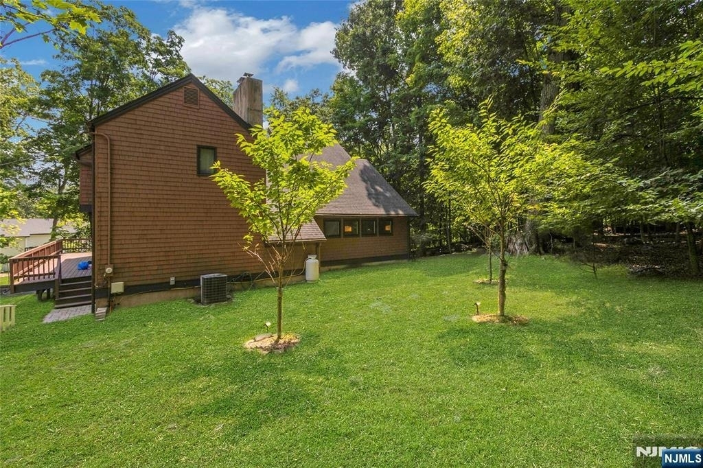 45 Parker - Photo 4