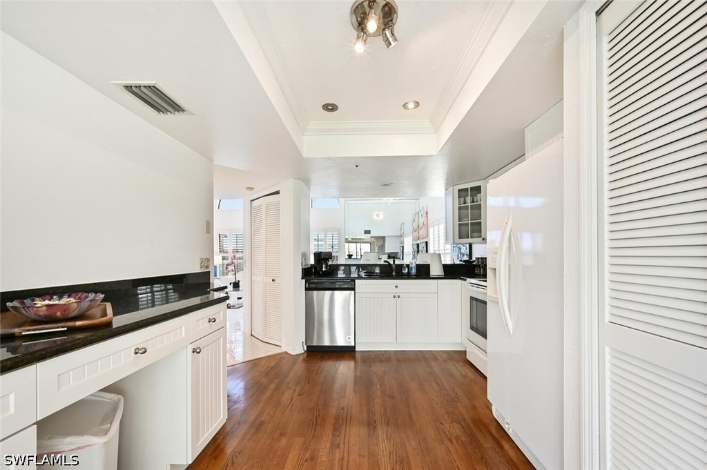 21511 Indian Bayou Drive - Photo 20