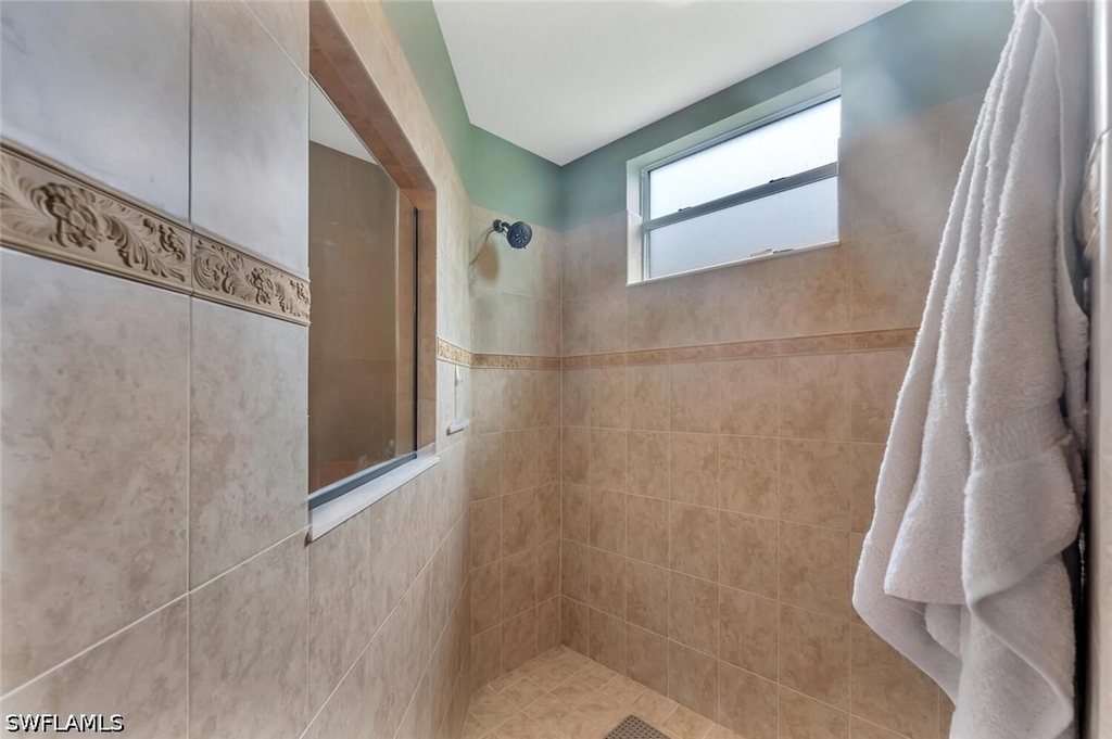21093 Torre Del Lago Street - Photo 17