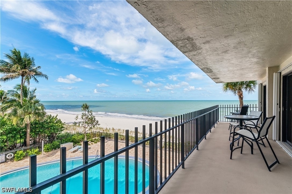 3399 Gulf Shore Boulevard N - Photo 11