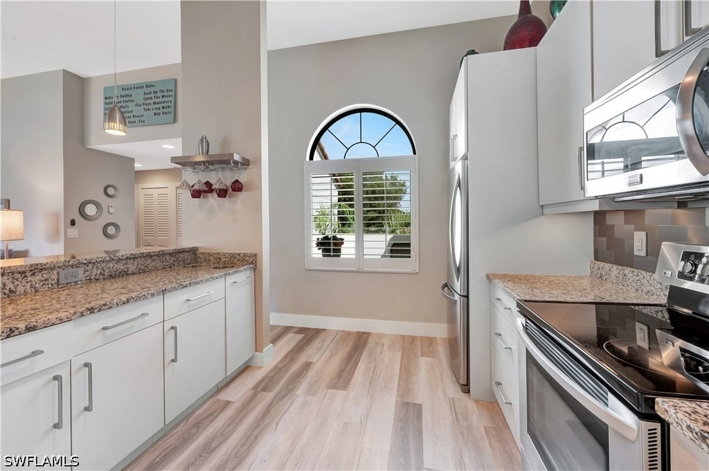 583 Beachwalk Circle - Photo 9