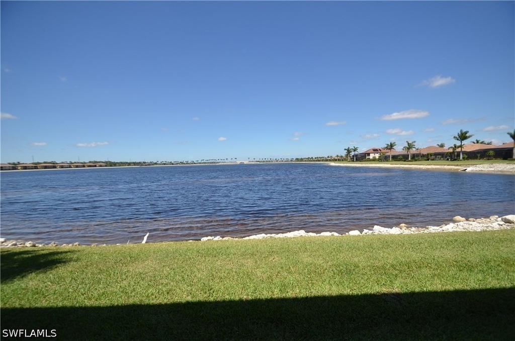 10572 Smokehouse Bay Drive - Photo 19