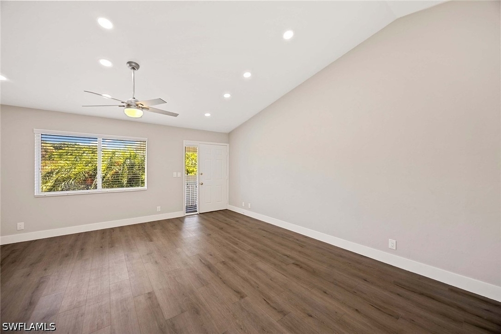 707 Neapolitan Way - Photo 5