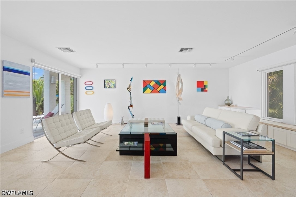 536 Turtle Hatch Road - Photo 5