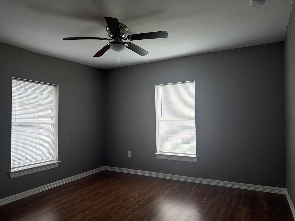 2002 Brackenridge Street - Photo 13