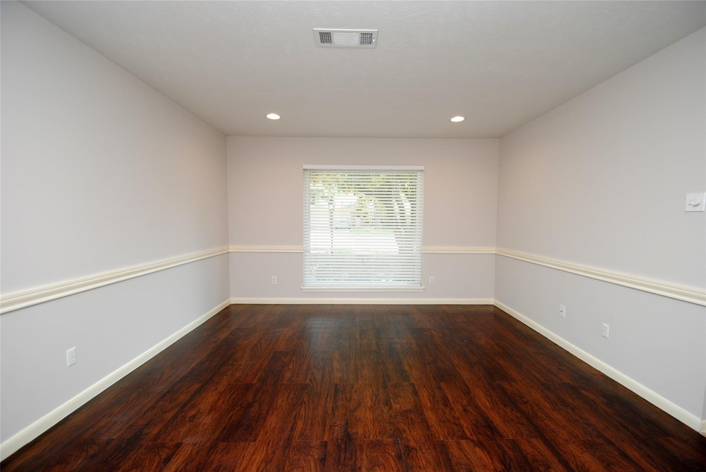 10659 Northbrook Drive - Photo 2
