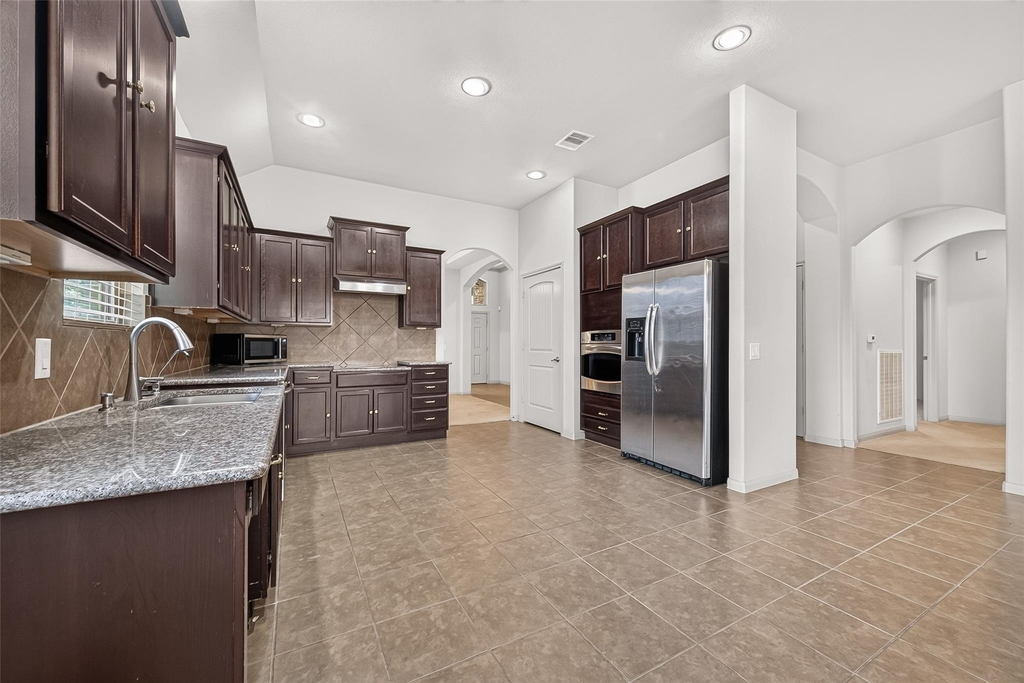 24302 Bella Florence Drive - Photo 10