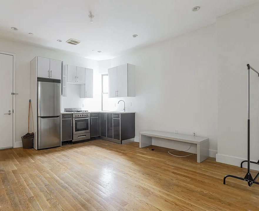 40 Malcolm X Boulevard - Photo 2