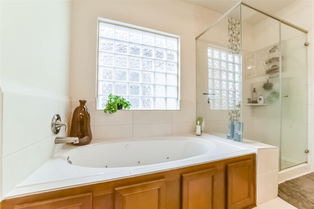 1517 Miles Oaks Place - Photo 24
