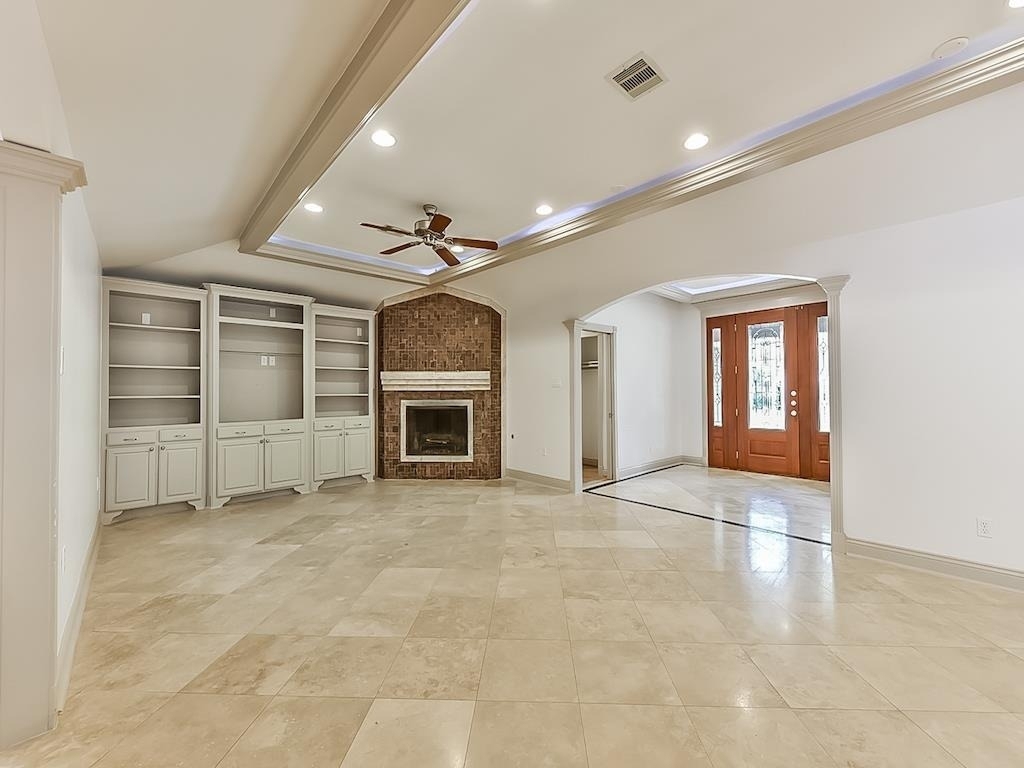 5238 Ariel Street - Photo 10