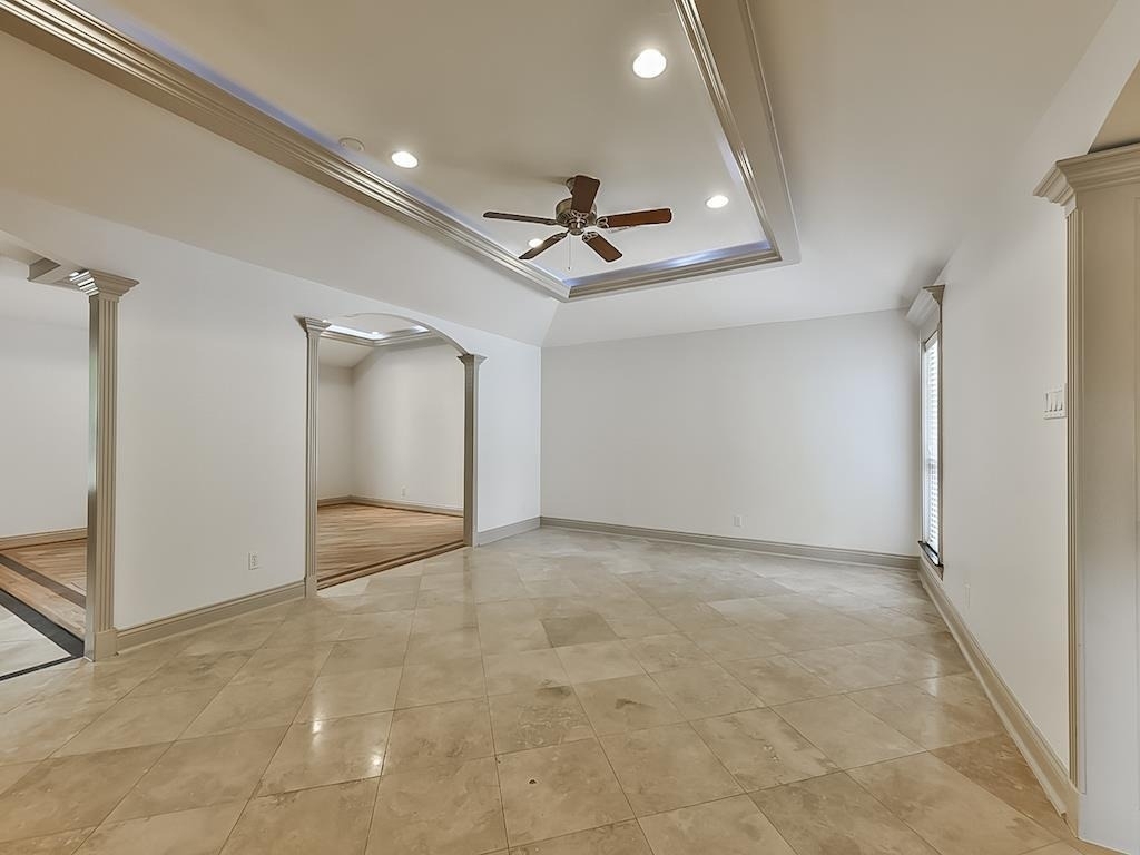 5238 Ariel Street - Photo 7
