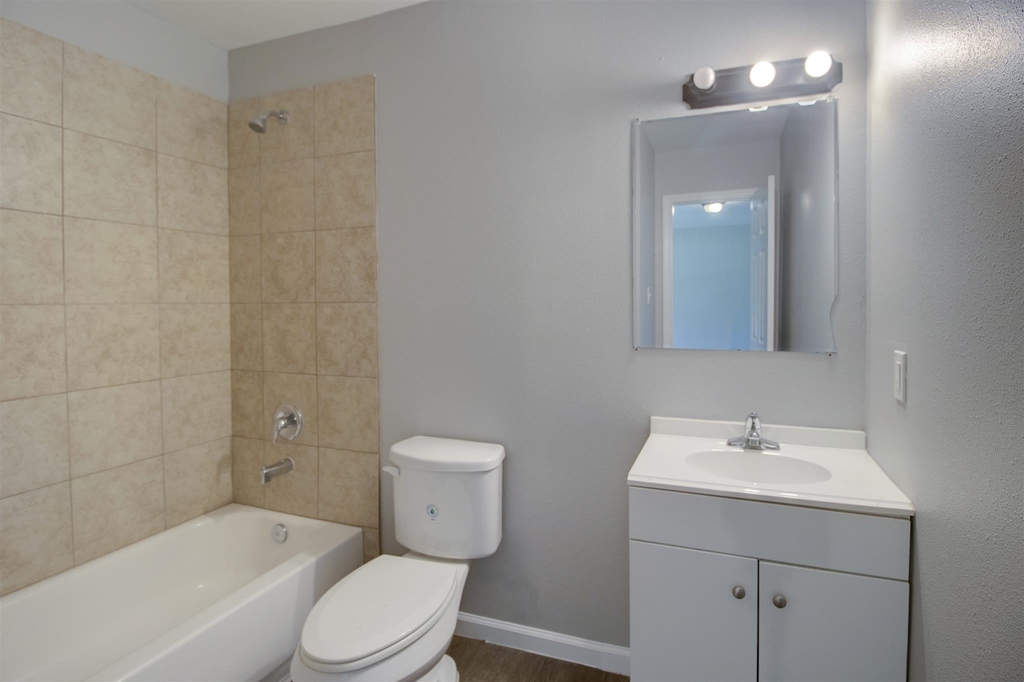 1022 Jeff Street - Photo 15