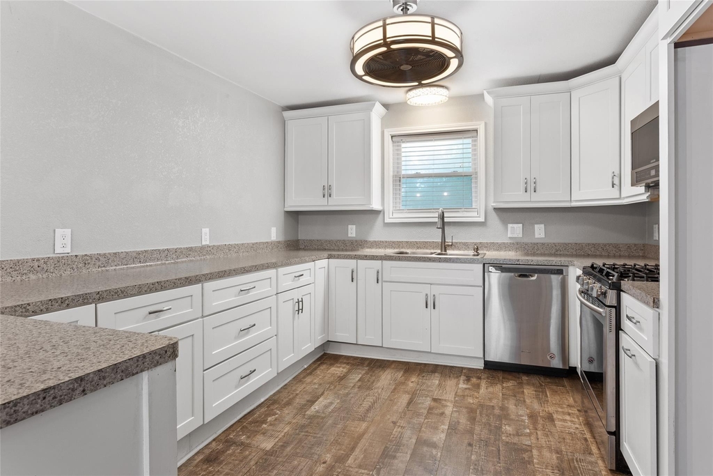 3310 Oak Drive - Photo 10