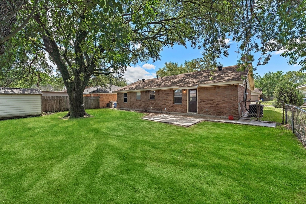 2910 Somerset Avenue - Photo 9