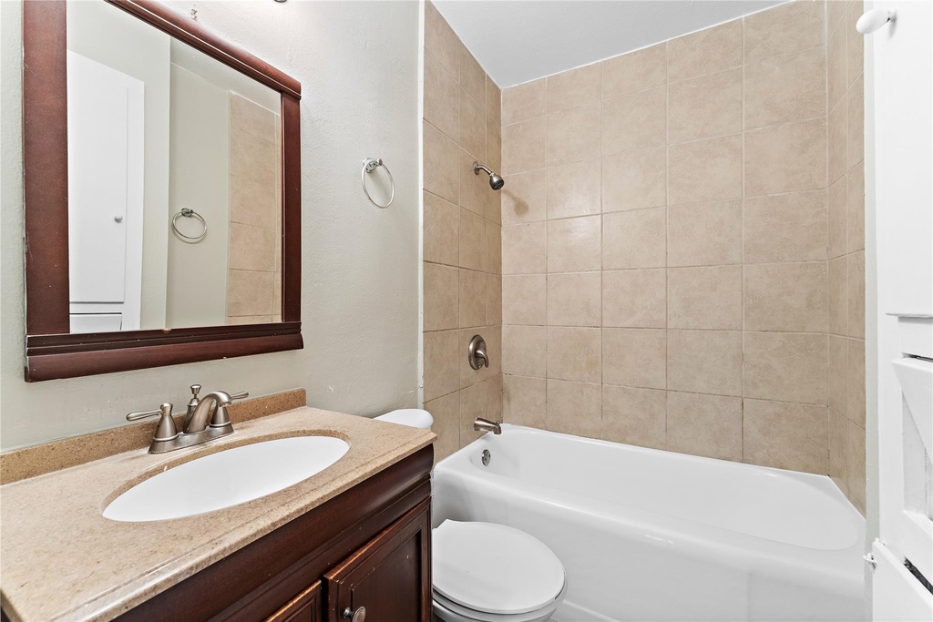 2910 Somerset Avenue - Photo 8