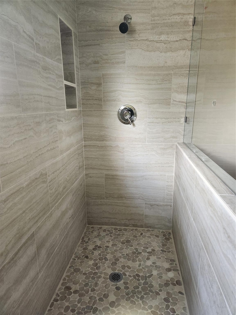 14562 Oak Chase Drive - Photo 12
