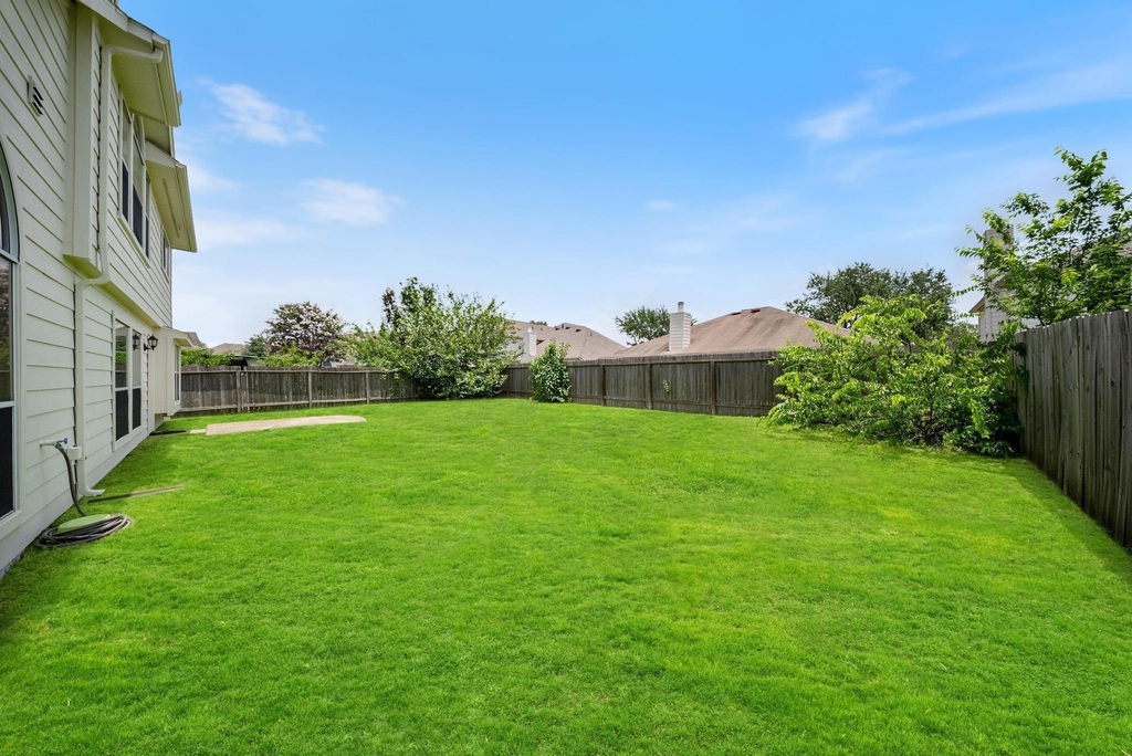8311 Sierra Hill Court - Photo 29