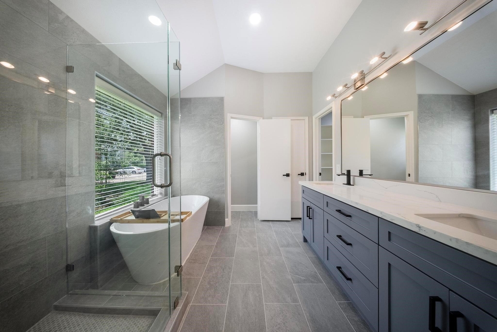 8311 Sierra Hill Court - Photo 16
