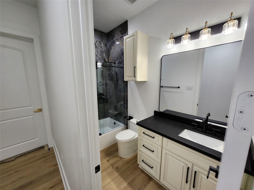 207 Carl Street - Photo 6
