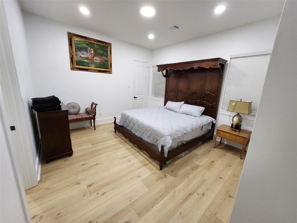 207 Carl Street - Photo 7