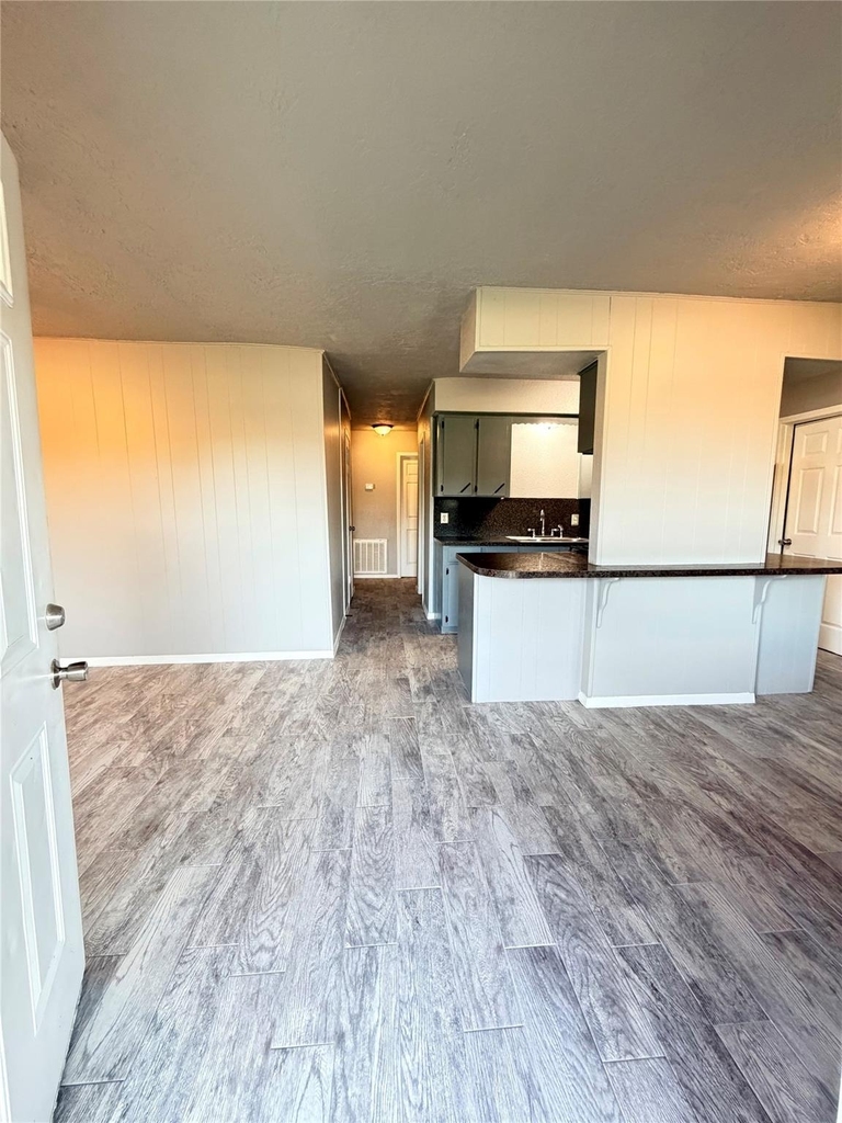 519 Magnolia Avenue - Photo 2