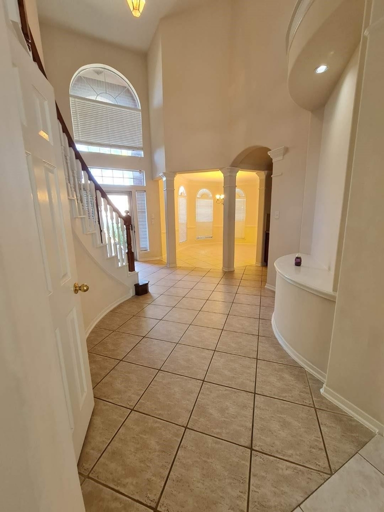 503 Nadia Way - Photo 6