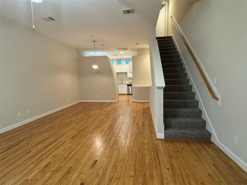 11315 Main Street - Photo 5