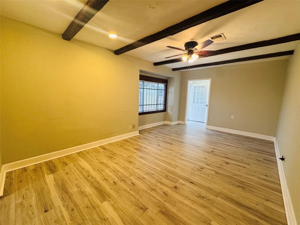 2308 Bennington Street - Photo 5