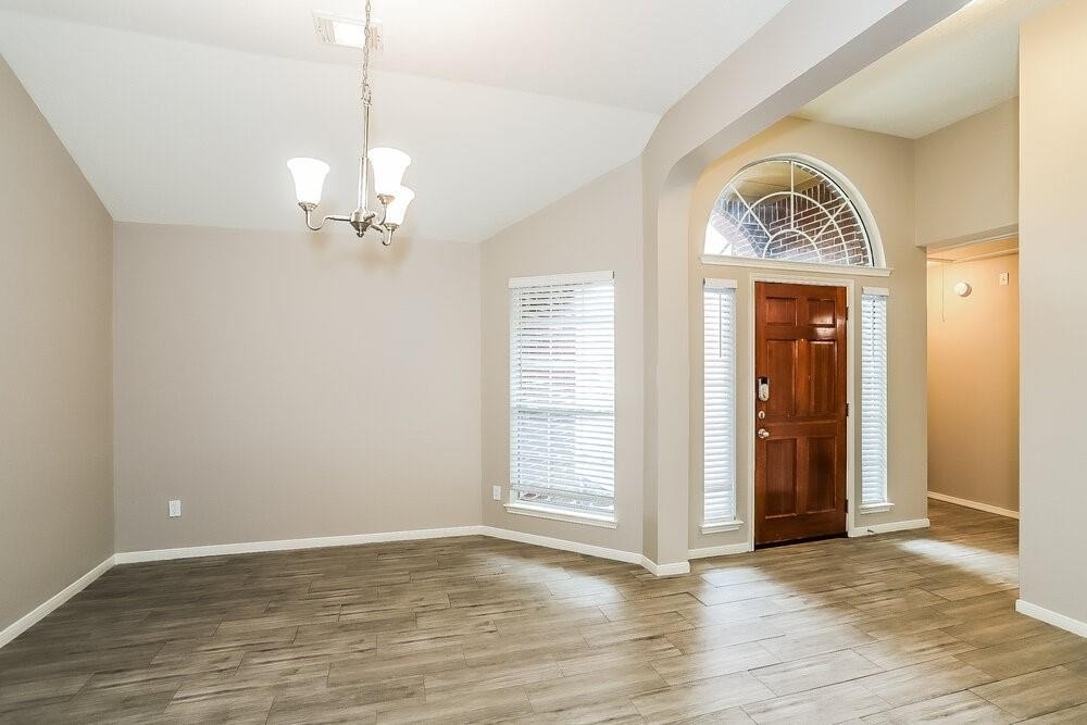 5113 Orange Blossom Court - Photo 3