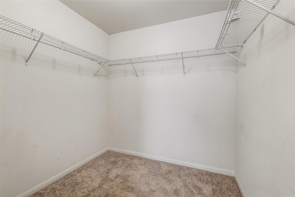 22719 Tabberts Way - Photo 18