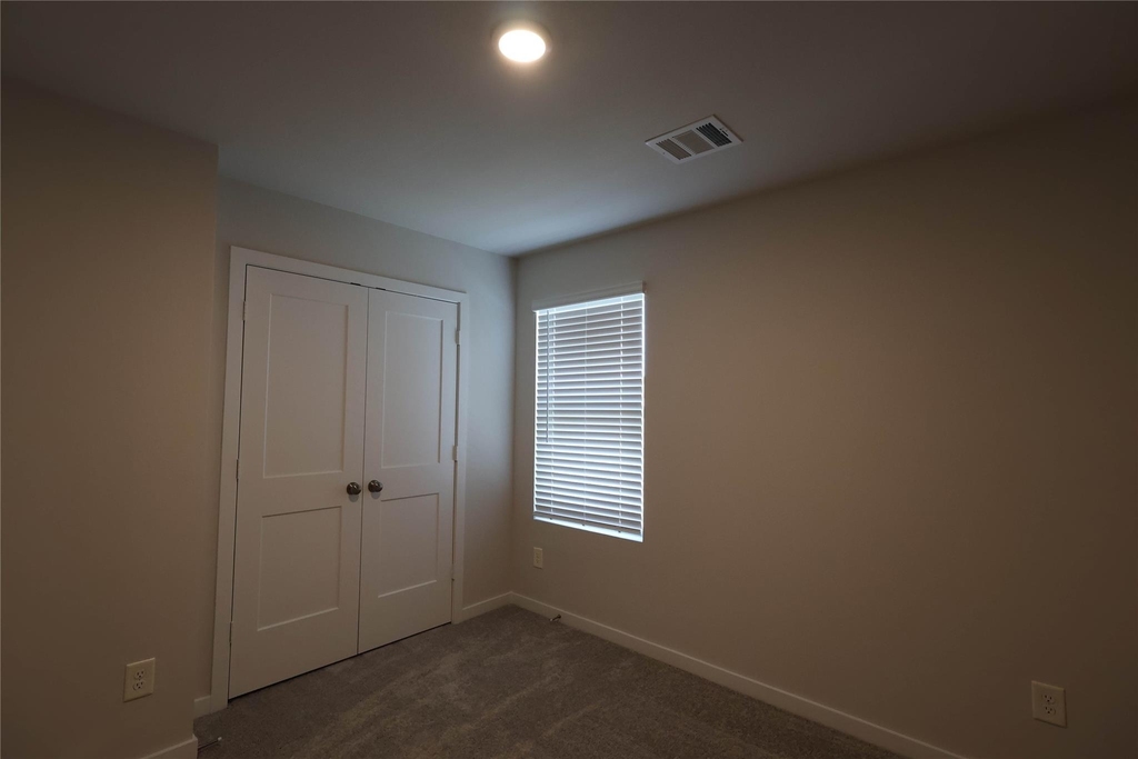 7757 Bergamot Cir - Photo 12