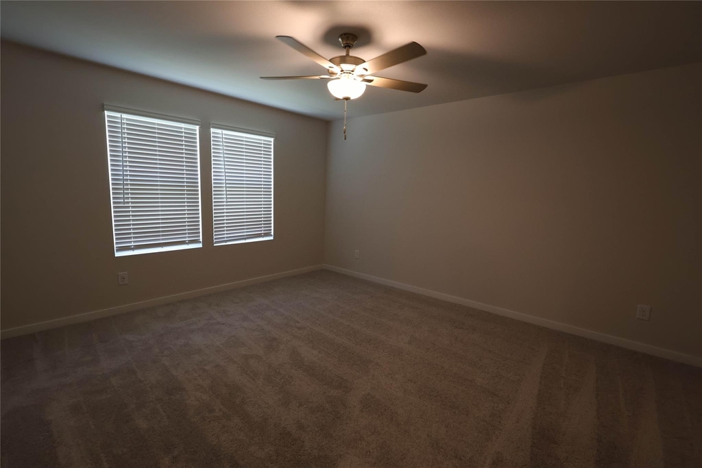 7757 Bergamot Cir - Photo 8