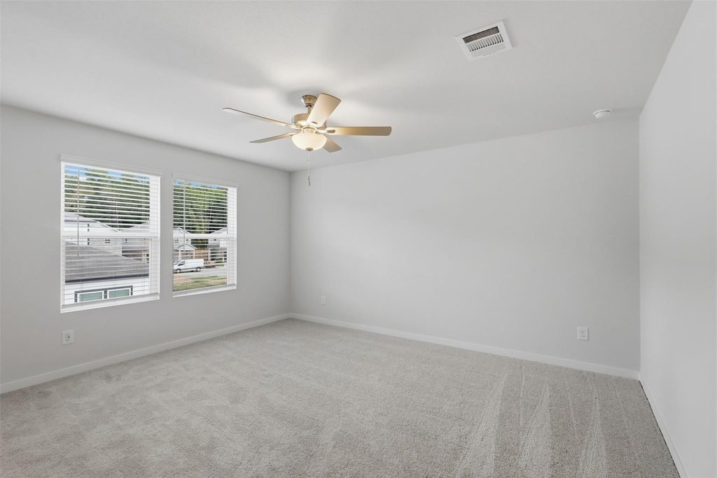 7757 Bergamot Cir - Photo 9