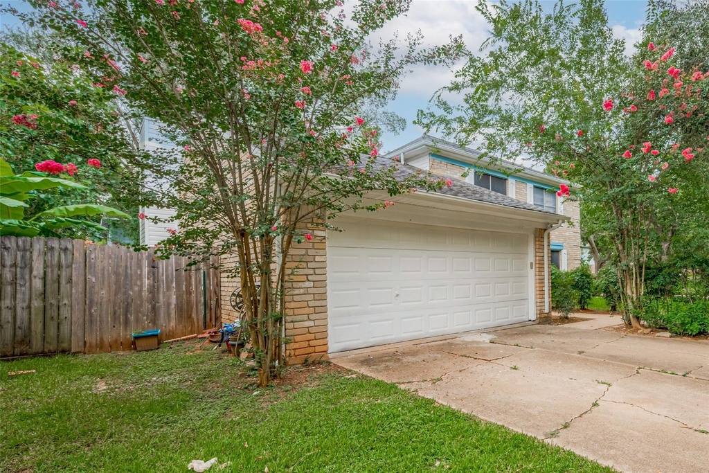 3610 Bee Bayou Lane - Photo 1