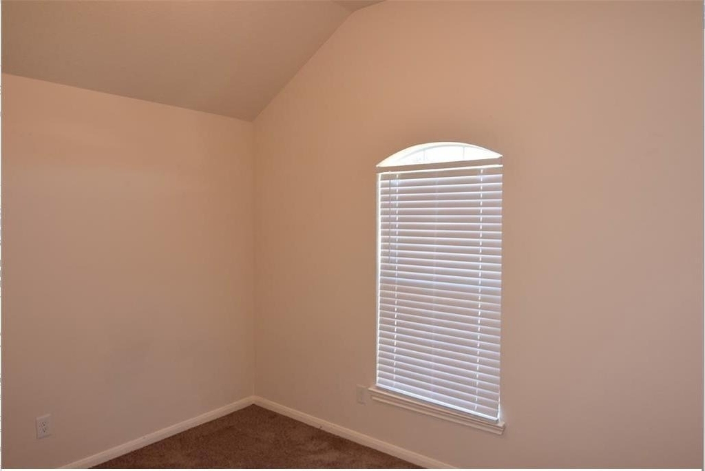 6702 Albion Cresent Drive - Photo 6