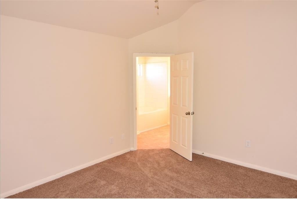 6702 Albion Cresent Drive - Photo 8