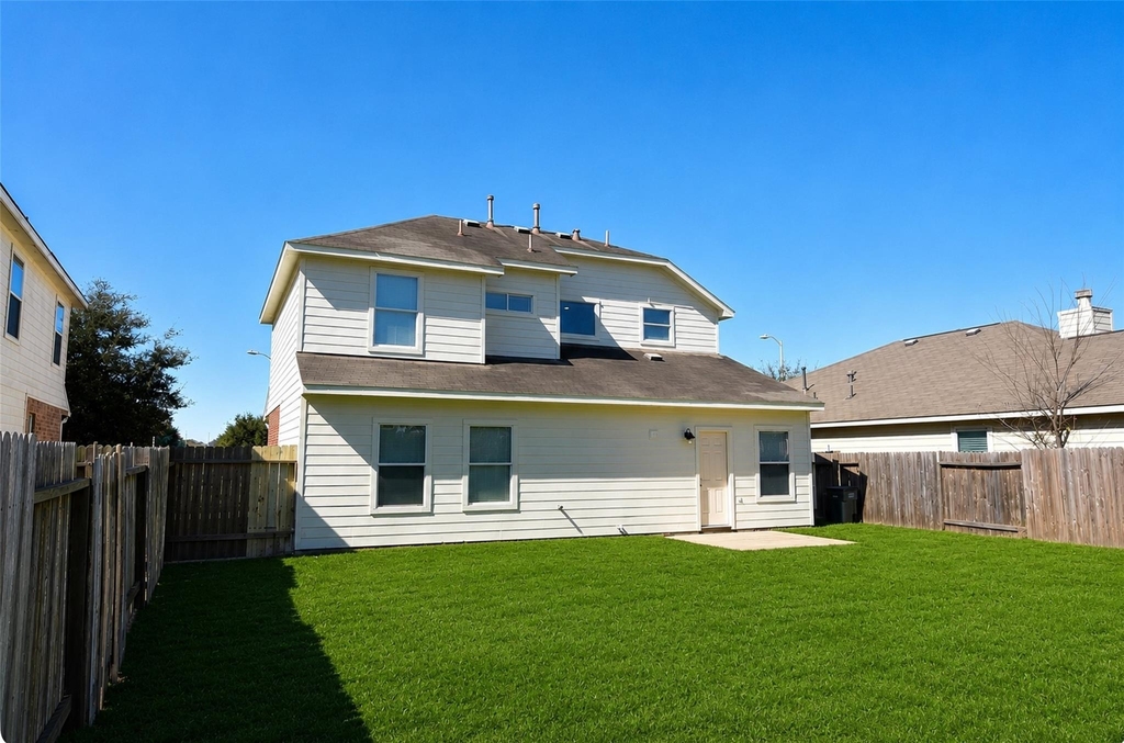 6702 Albion Cresent Drive - Photo 34