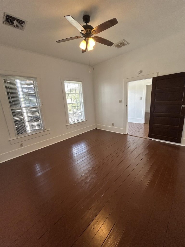 1319 Postoffice - Photo 7