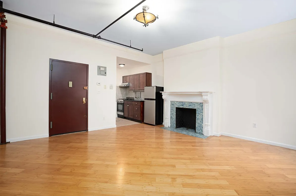 312 West 101st Street - Photo 5
