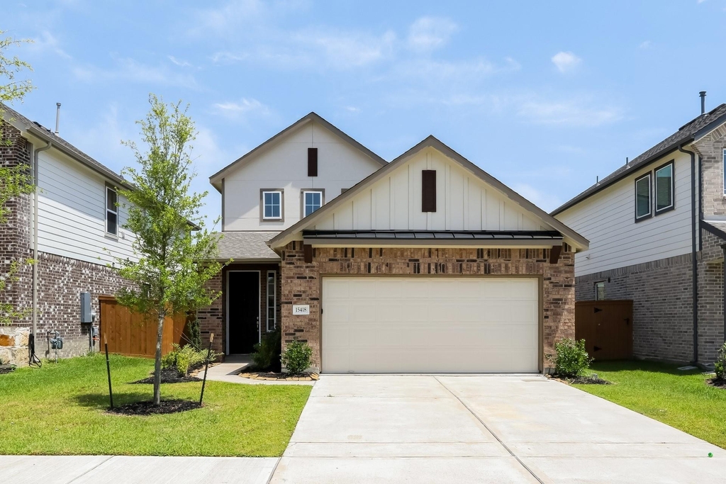 15418 Formaston Drive - Photo 0