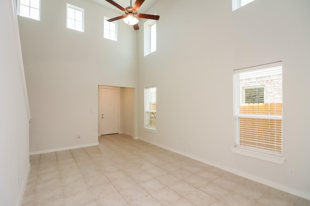 15418 Formaston Drive - Photo 2
