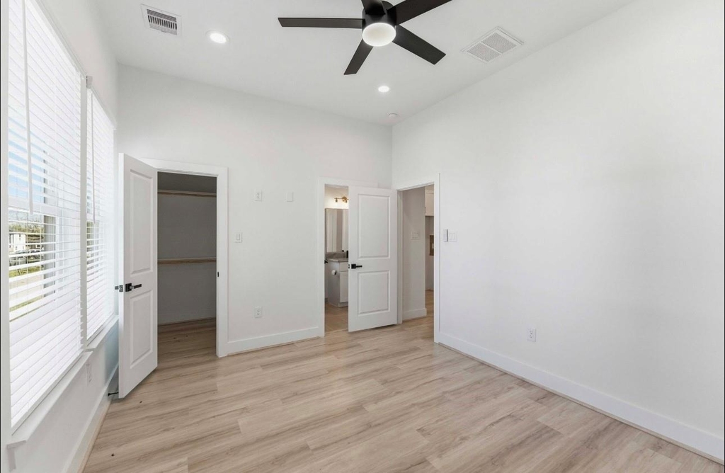 7809 Dyer St - Photo 6