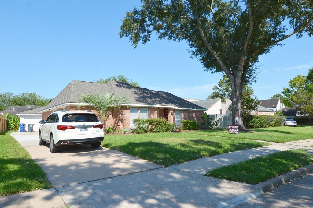 6707 Las Brisas Drive - Photo 0