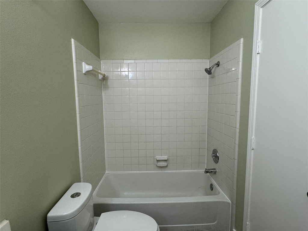 6500 Harbor Town - Photo 27