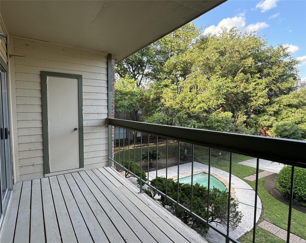 6500 Harbor Town - Photo 6