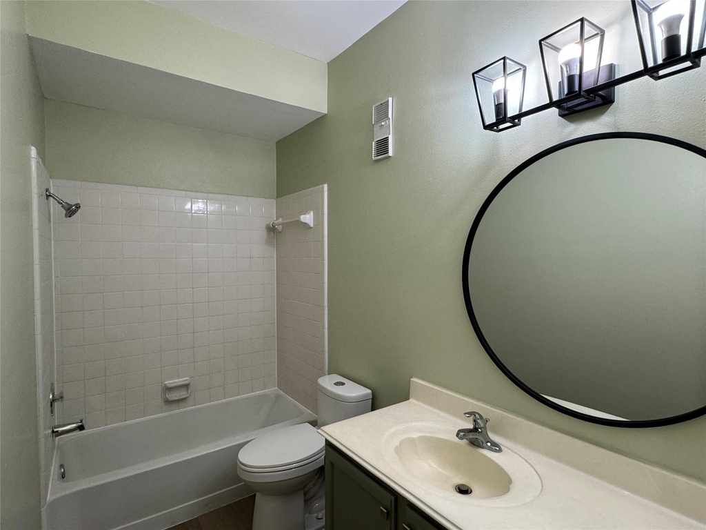 6500 Harbor Town - Photo 19