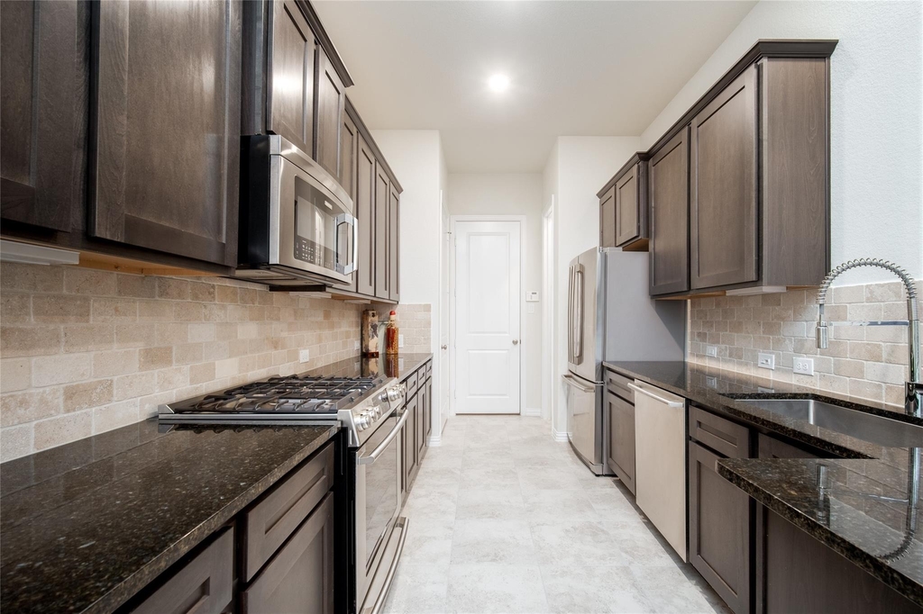1634 Ryon Falls Drive - Photo 10