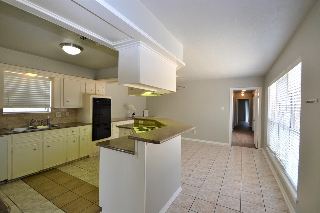 15927 Tumbling Rapids Drive - Photo 12